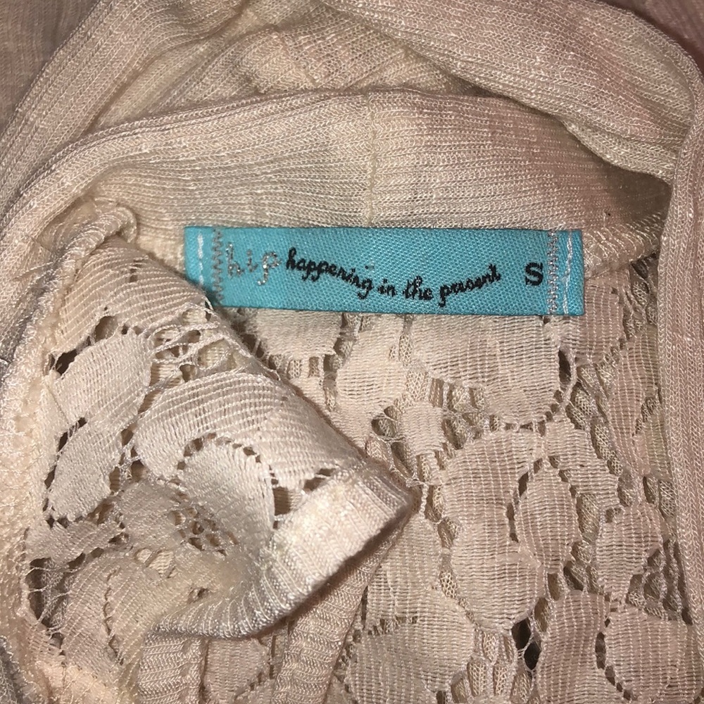 Lace Vest - Picture 3 of 3